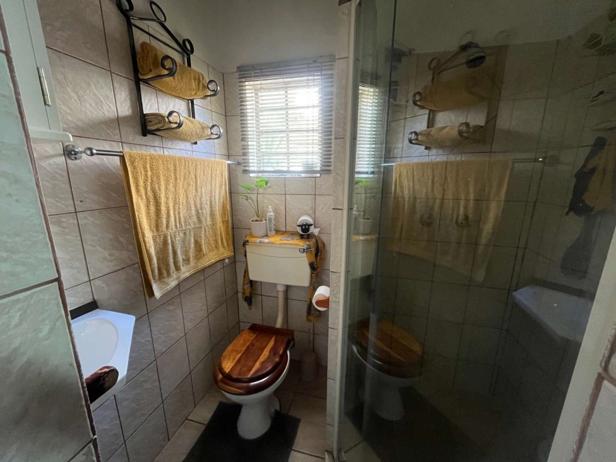 4 Bedroom Property for Sale in Kanoneiland Northern Cape